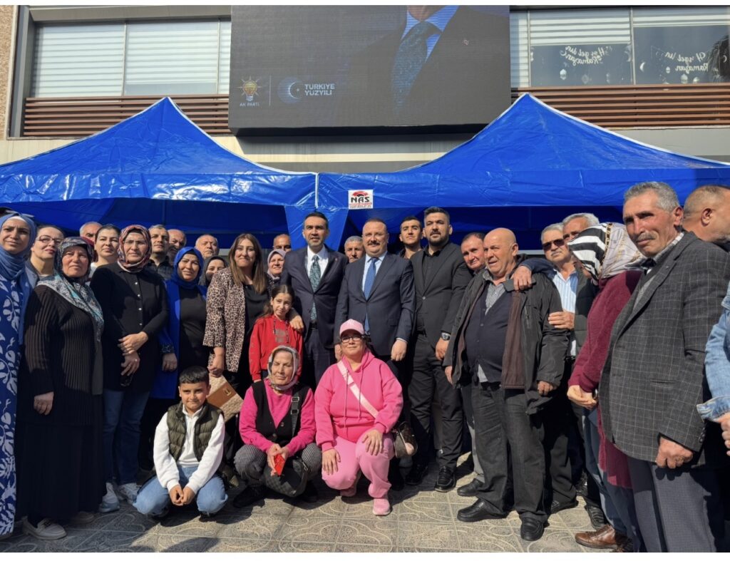 AK Parti Mersin’de Bayramlaşma Buluşması