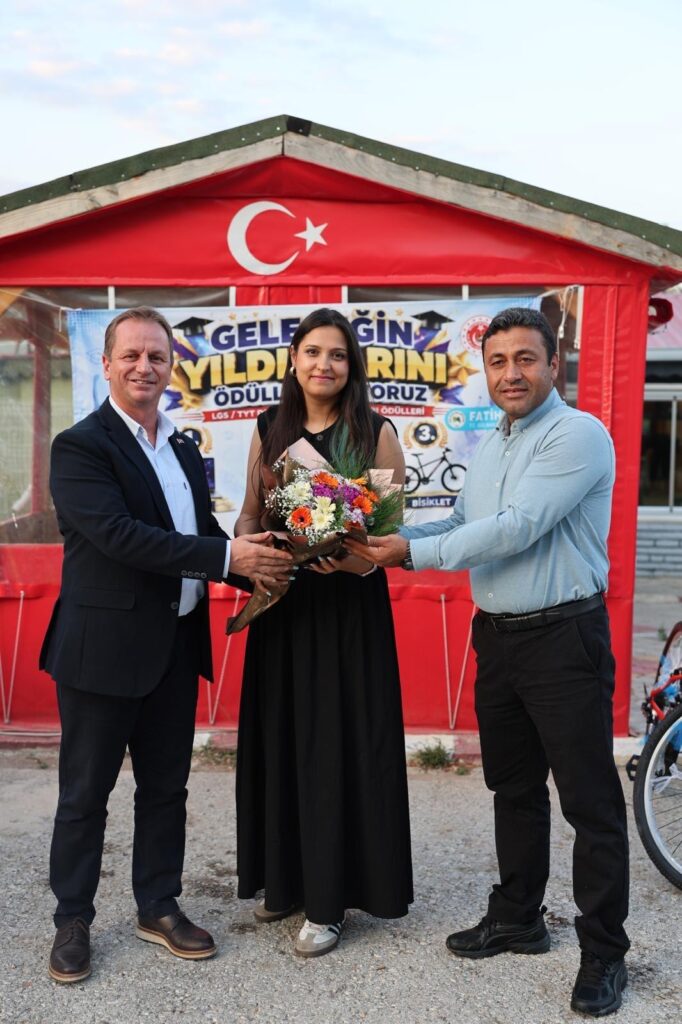 Gülnar’da Başarılı Öğrenciler Ödüllendirildi